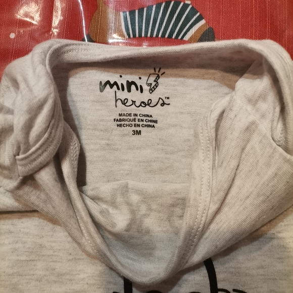 2 Mini Heroes onesies size 3M - Picture 3 of 4